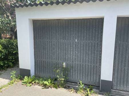 Garage Garage - Mehrfamilienhaus in 91126 Schwabach mit 198m² kaufen