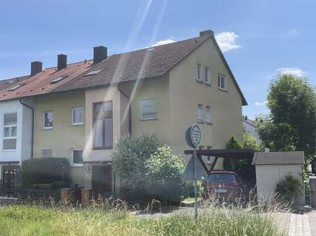 Hausansicht Hausansicht - Mehrfamilienhaus in 91126 Schwabach mit 198m² kaufen