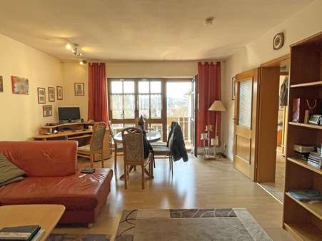 Wohnzimmer Wohnzimmer - Etagenwohnung in 91154 Roth mit 65m² mieten