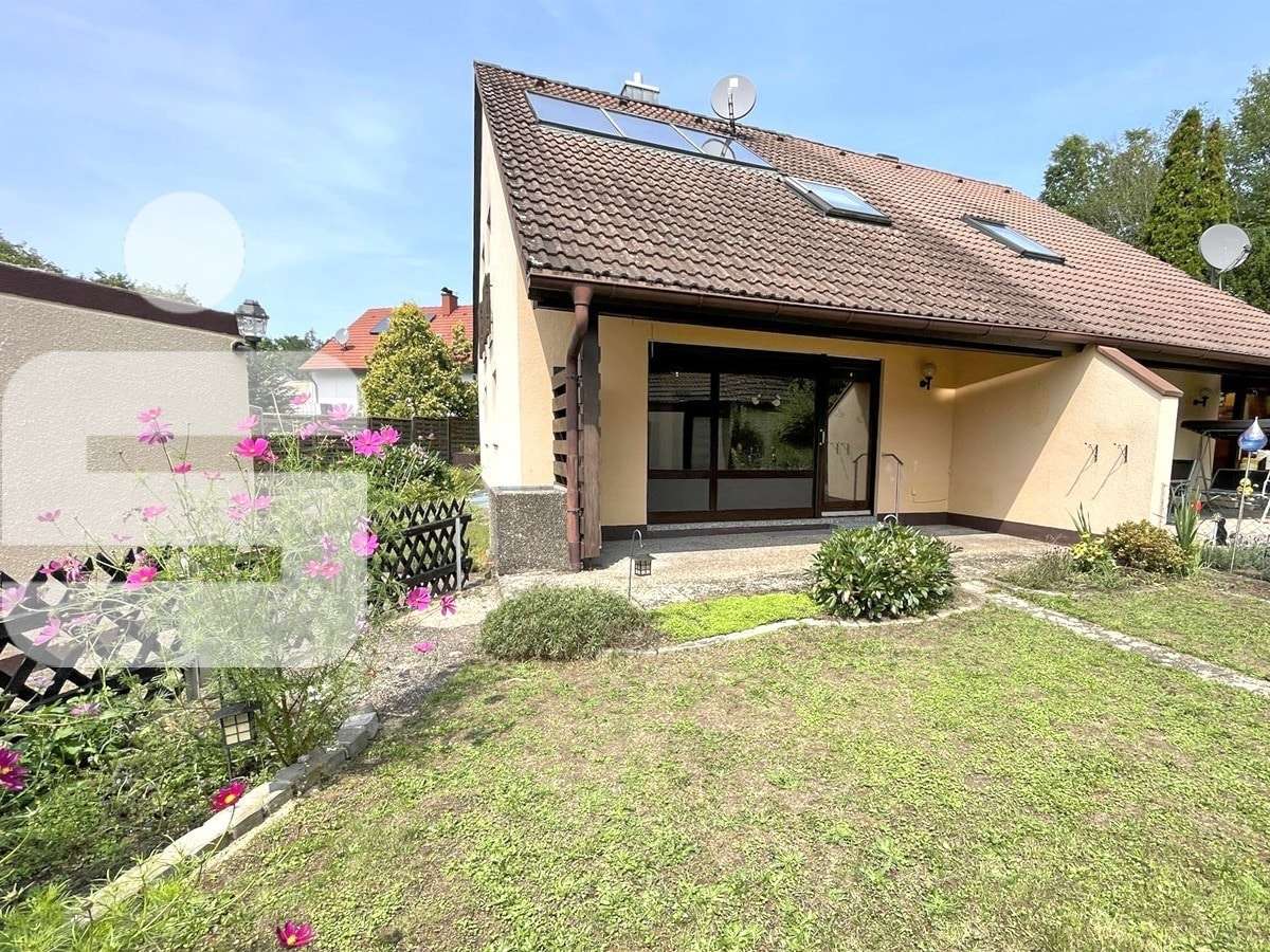 Außenansicht Garten - Doppelhaushälfte in 91126 Rednitzhembach mit 104m² kaufen