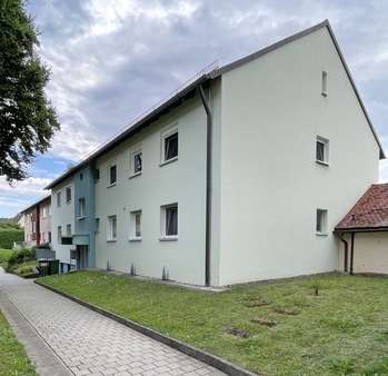 Außenansicht Außenansicht - Etagenwohnung in 91171 Greding mit 85m² kaufen