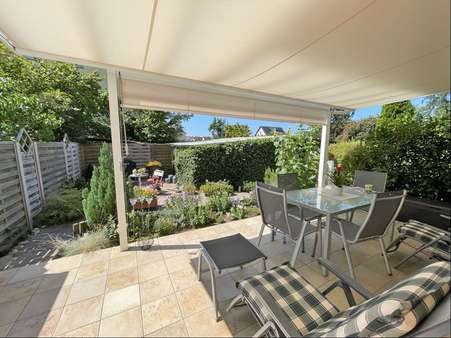 Terrasse Terrasse - Doppelhaushälfte in 91154 Roth mit 176m² kaufen