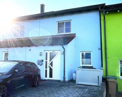 Außenansicht Außenansicht - Reihenmittelhaus in 91785 Pleinfeld mit 114m² kaufen