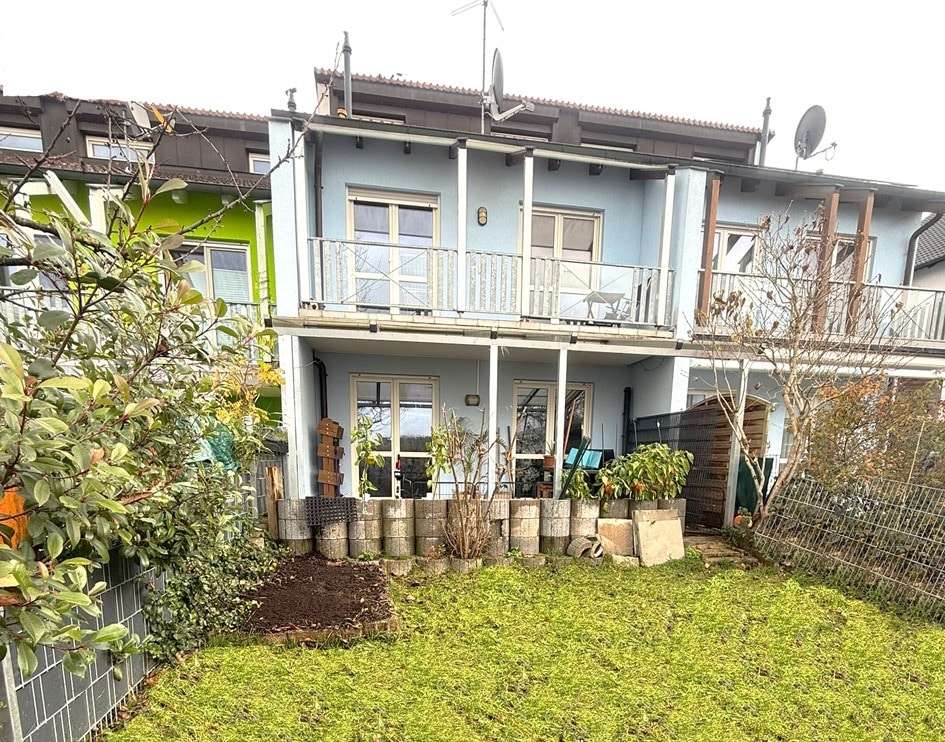 Außenansicht Außenansicht - Reihenmittelhaus in 91785 Pleinfeld mit 114m² kaufen