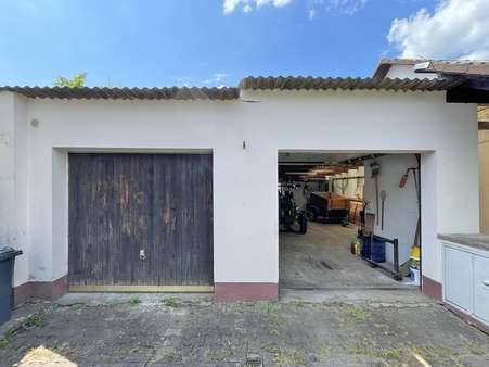 Garagen - Einfamilienhaus in 91171 Greding mit 217m² kaufen