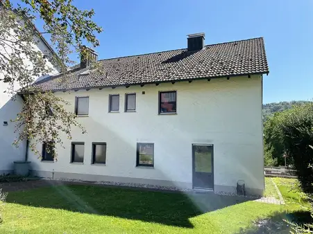 Zweifamilienhaus in Treuchtlingen - OT Schambach