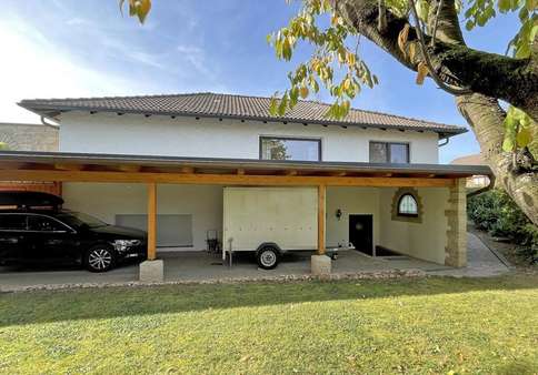 Seitenansicht - Carport - Einfamilienhaus in 91798 Höttingen mit 160m² kaufen