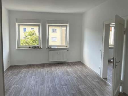Wohnzimmer Wohnzimmer - Etagenwohnung in 90461 Nürnberg mit 59m² kaufen
