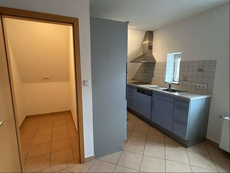 Küche mit Speisekammer - Maisonette-Wohnung in 91550 Dinkelsbühl mit 64m² kaufen