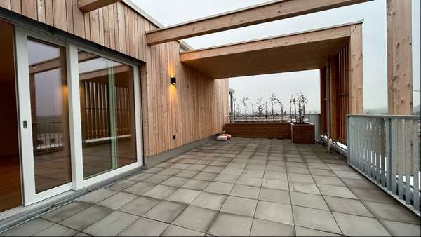 Dachterrasse - Penthouse-Wohnung in 91550 Dinkelsbühl mit 107m² mieten
