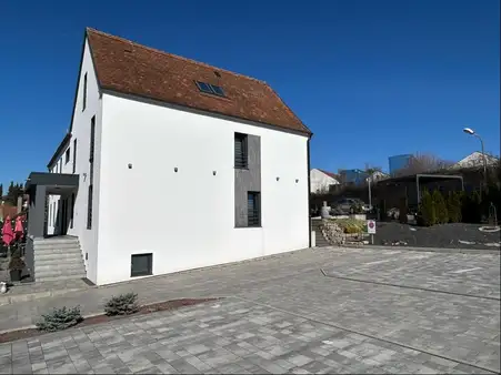 Investieren Sie in bleibende Werte - Haus mit sehr guter Vermietungsquote!