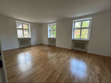 Schlafzimmer Schlafzimmer - Etagenwohnung in 91550 Dinkelsbühl mit 100m² mieten
