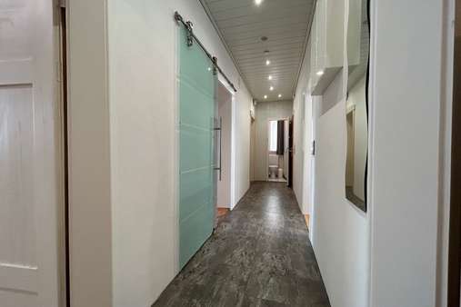 Flur Erdgeschoss Flur Erdgeschoss - Mehrfamilienhaus in 91522 Ansbach mit 198m² kaufen