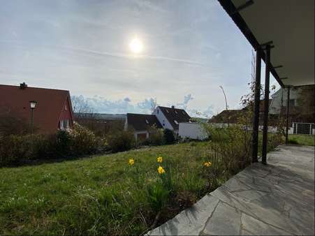 Blick Terrasse im UG - Einfamilienhaus in 91555 Feuchtwangen mit 167m² kaufen