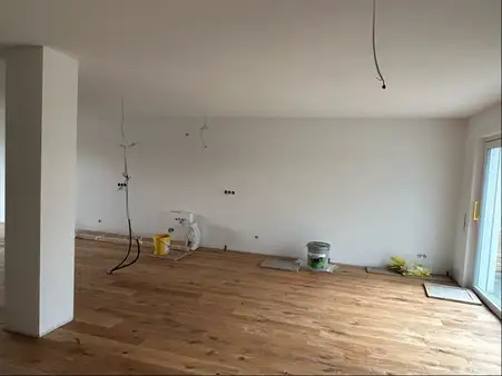 Lebensqualität pur – stilvolles Neubau-Reihenhaus in begehrter Lage