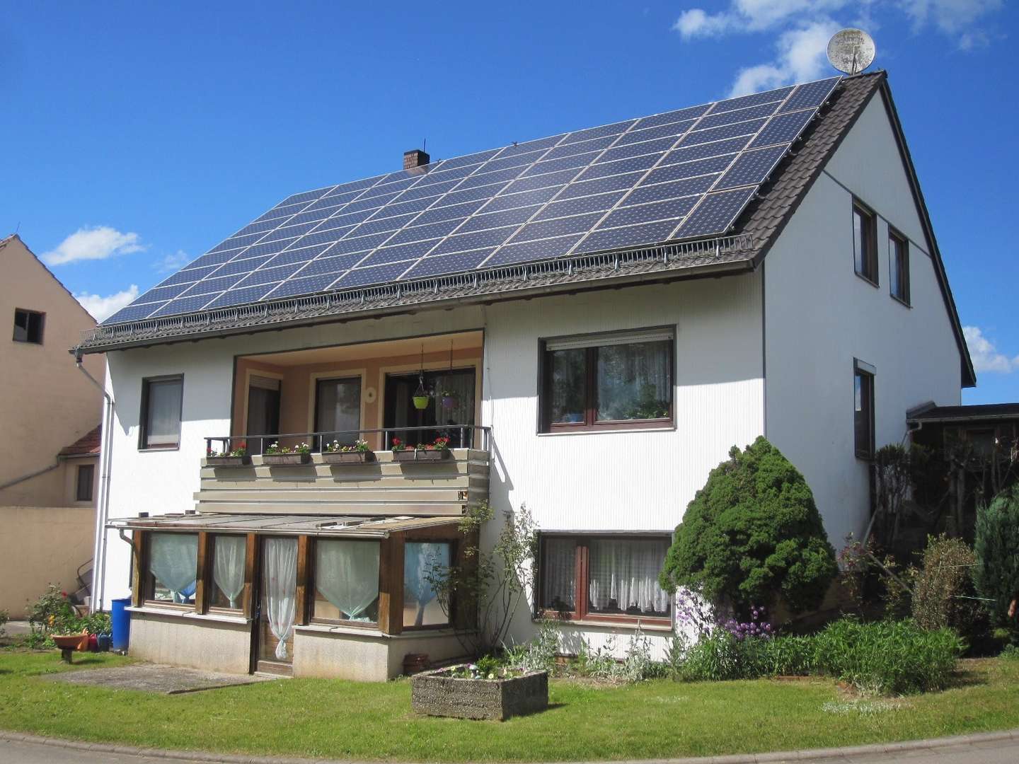 Ansicht von Südosten Ansicht von Südosten - Einfamilienhaus in 91550 Dinkelsbühl mit 220m² kaufen