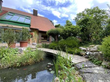 Gartenteich - Einfamilienhaus in 91801 Markt Berolzheim mit 300m² kaufen