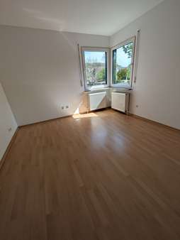Kinderzimmer - Etagenwohnung in 91710 Gunzenhausen mit 119m² mieten
