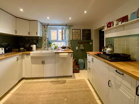 Einbauküche im Landhausstil aus 2023 Einbauküche im Landhausstil aus 2023 - Einfamilienhaus in 91729 Haundorf mit 110m² kaufen
