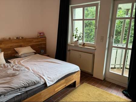 Schlafzimmer mit Balkon Schlafzimmer mit Balkon - Etagenwohnung in 91710 Gunzenhausen mit 83m² als Kapitalanlage kaufen