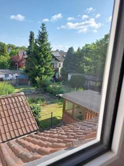 Ausblick in den Garten Ausblick in den Garten - Doppelhaushälfte in 91710 Gunzenhausen mit 95m² kaufen