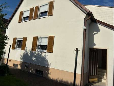 Hauseingang Hauseingang - Doppelhaushälfte in 91710 Gunzenhausen mit 95m² kaufen