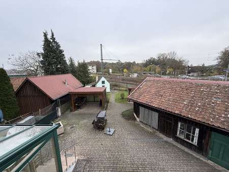 Hofblick und Umgebung Hofblick und Umgebung - Zweifamilienhaus in 91732 Merkendorf mit 240m² kaufen