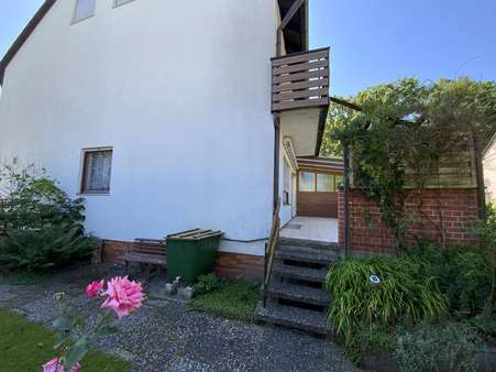 Terrasse und Balkon Terrasse und Balkon - Doppelhaushälfte in 91710 Gunzenhausen mit 123m² kaufen