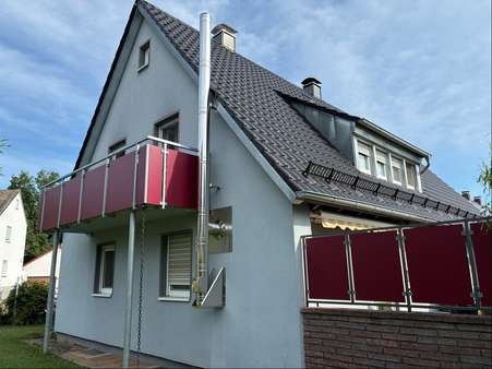 Seitenansicht Seitenansicht - Einfamilienhaus in 91710 Gunzenhausen mit 162m² kaufen