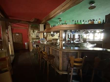 Blick zur Bar - Gastronomie in 91710 Gunzenhausen mit 120m² kaufen