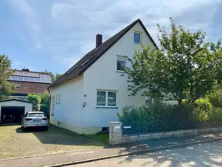 Wohnhaus in ruhiger Wohnlage