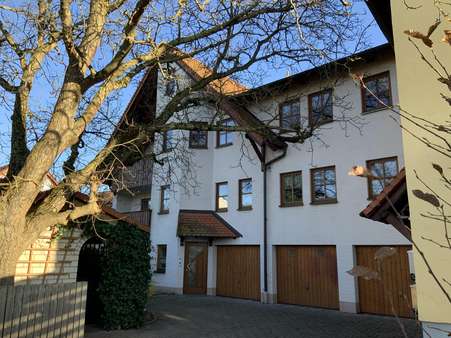 Haus 1 Haus 1 - Mehrfamilienhaus in 96135 Stegaurach mit 447m² kaufen