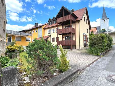 Außenansicht - Doppelhaushälfte in 96187 Stadelhofen mit 264m² kaufen