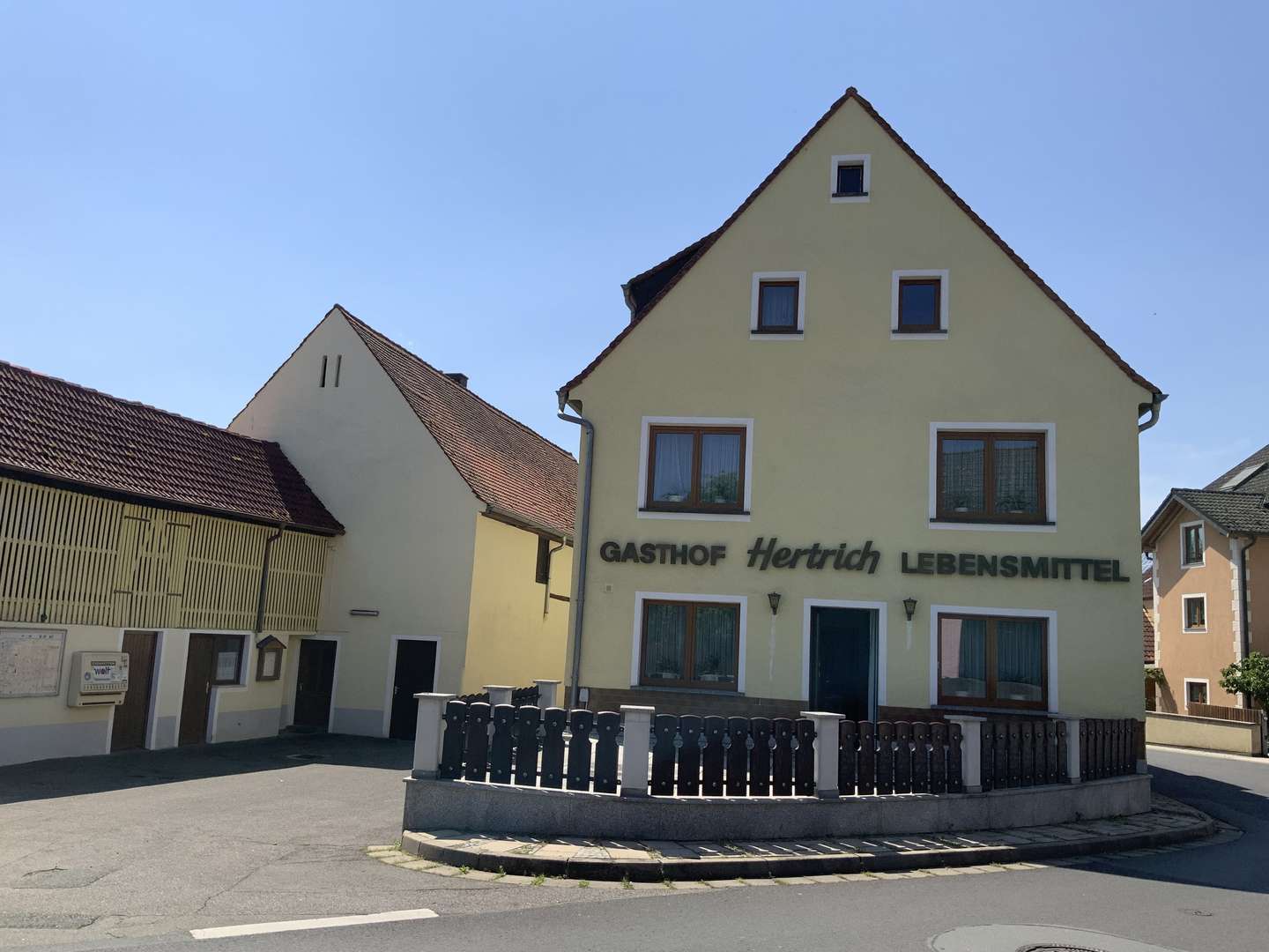 Straßenansicht - Mehrfamilienhaus in 96132 Schlüsselfeld mit 106m² kaufen