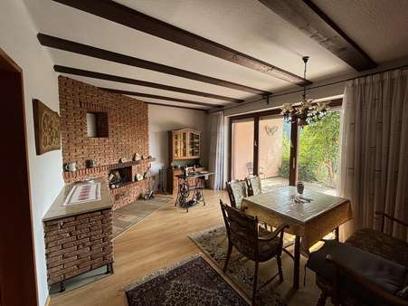 Esszimmer mit Zugang auf die Terrasse Esszimmer mit Zugang auf die Terrasse - Einfamilienhaus in 96199 Zapfendorf mit 120m² kaufen