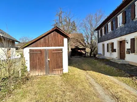Historisches Gemäuer mit Charme!