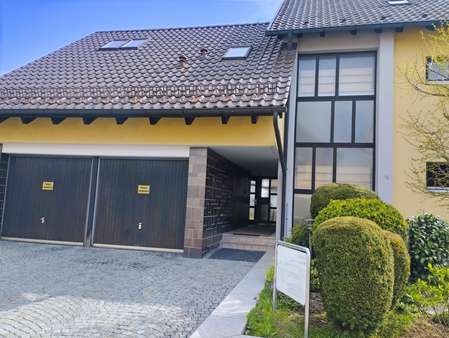 Außenansicht Eingangsbereich - Mehrfamilienhaus in 95326 Kulmbach mit 416m² kaufen