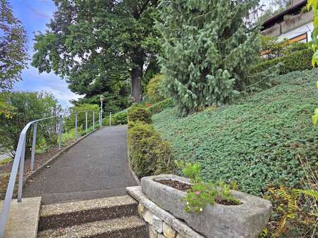 Außenansicht Außenansicht - Einfamilienhaus in 95326 Kulmbach mit 250m² kaufen