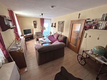EG, Wohnzimmer - Zweifamilienhaus in 95362 Kupferberg mit 187m² kaufen