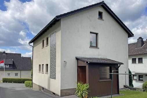 Ansicht Eingangsbereich - Einfamilienhaus in 96332 Pressig mit 108m² kaufen