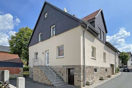Straßenansicht Straßenansicht - Einfamilienhaus in 96317 Kronach mit 141m² kaufen