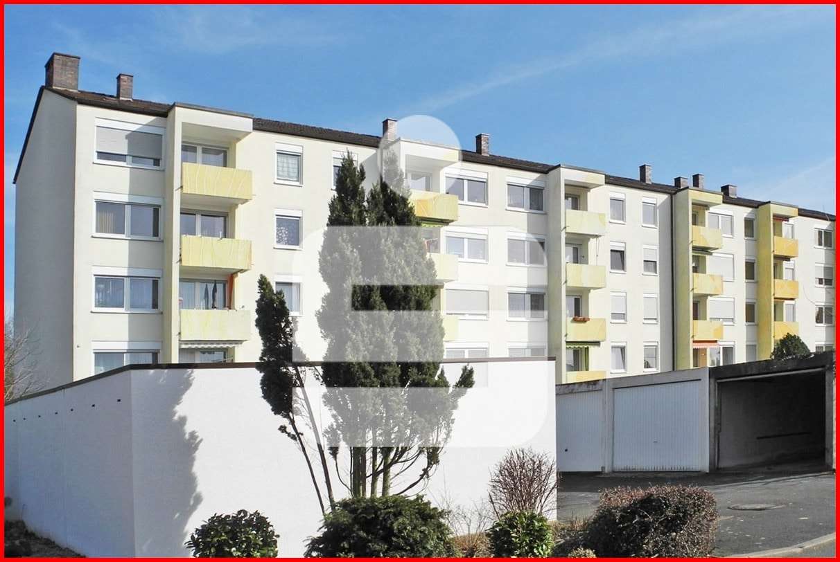Straßenansicht Straßenansicht - Etagenwohnung in 96317 Kronach mit 79m² kaufen