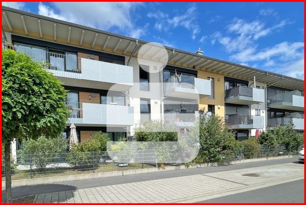Straßenansicht Straßenansicht - Etagenwohnung in 96317 Kronach mit 59m² mieten