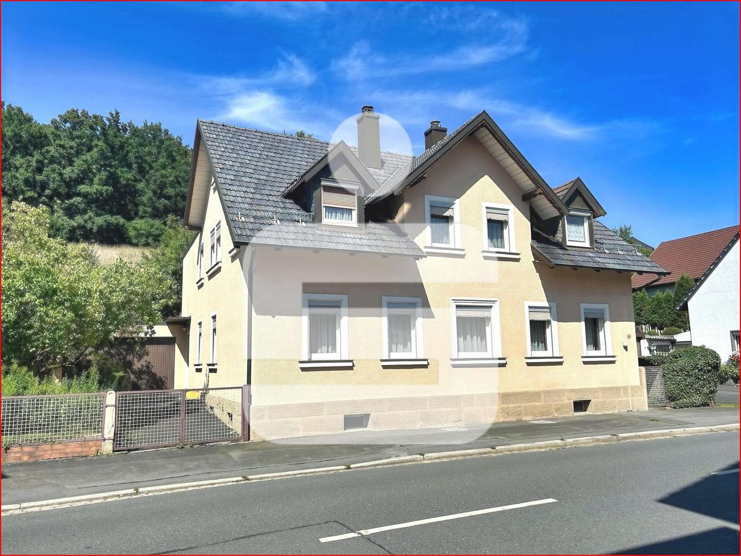Außen Außen - Zweifamilienhaus in 95326 Kulmbach mit 163m² kaufen