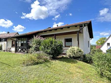 Außen Außen - Einfamilienhaus in 95336 Mainleus mit 139m² kaufen