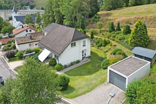 Luftbild Luftbild - Einfamilienhaus in 96355 Tettau mit 226m² kaufen