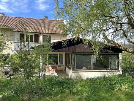 Ansicht vom Garten - Doppelhaushälfte in 95326 Kulmbach mit 157m² kaufen