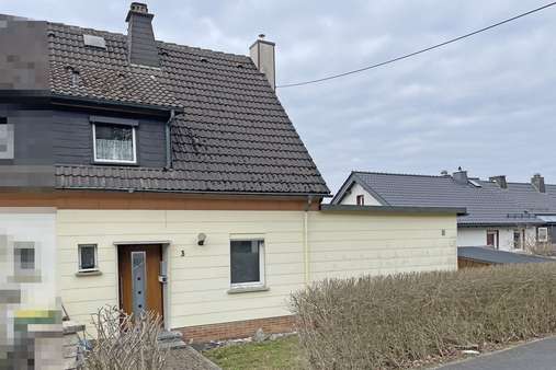 Ansicht - Doppelhaushälfte in 96355 Tettau mit 125m² kaufen