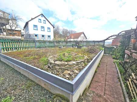 Garten auf der Garage - Doppelhaushälfte in 95326 Kulmbach mit 80m² kaufen