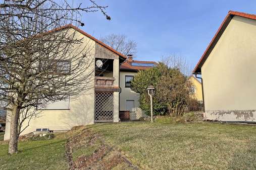Garten - Zweifamilienhaus in 96369 Weißenbrunn mit 185m² kaufen